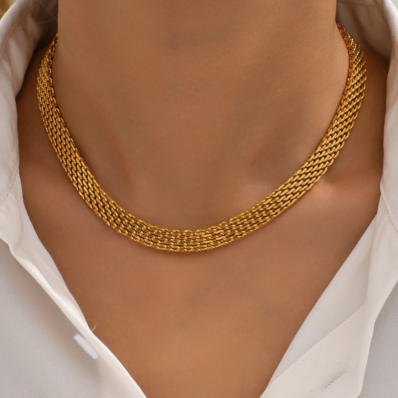 Chocker Grossa de malha rendada