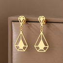 brincos, brincos femininos, brinco de cruz, brinco de cruzinha, brinco dourado, brincos antialérgicos, brinco folheado a ouro, brinco banhado a ouro, brinco de argola,