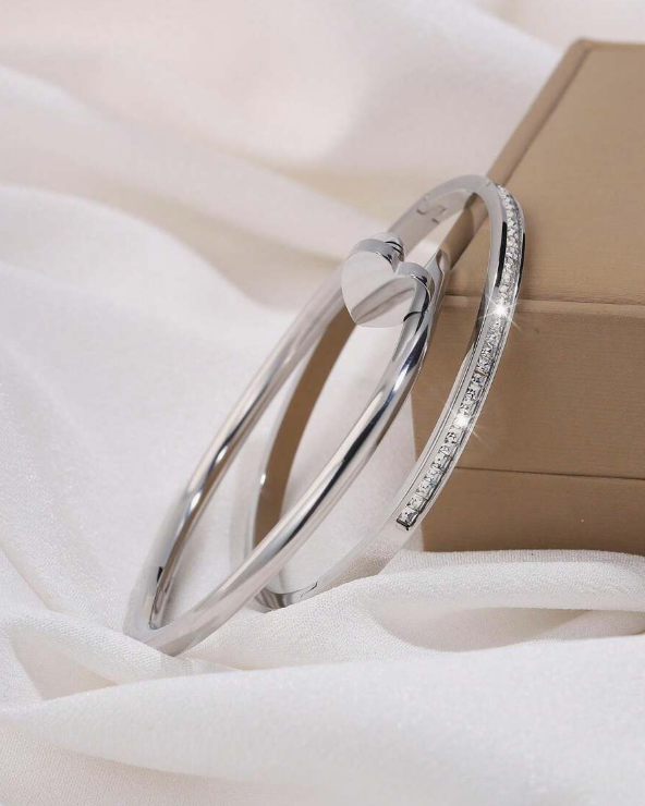Braceletes - Conjunto de 2 peças - Prego e Zircônia
