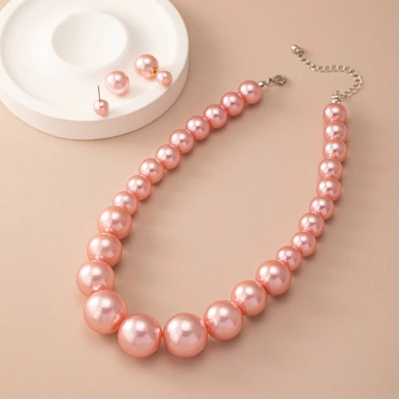 Conjunto em Pérolas sintéticas - Colar e Brincos