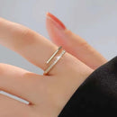 Anel Linha paralelas com zircônias