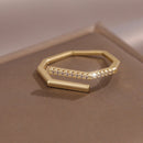 Anel Linha paralelas com zircônias