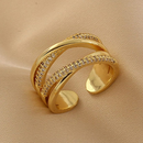 Anel duplo X com zircônias