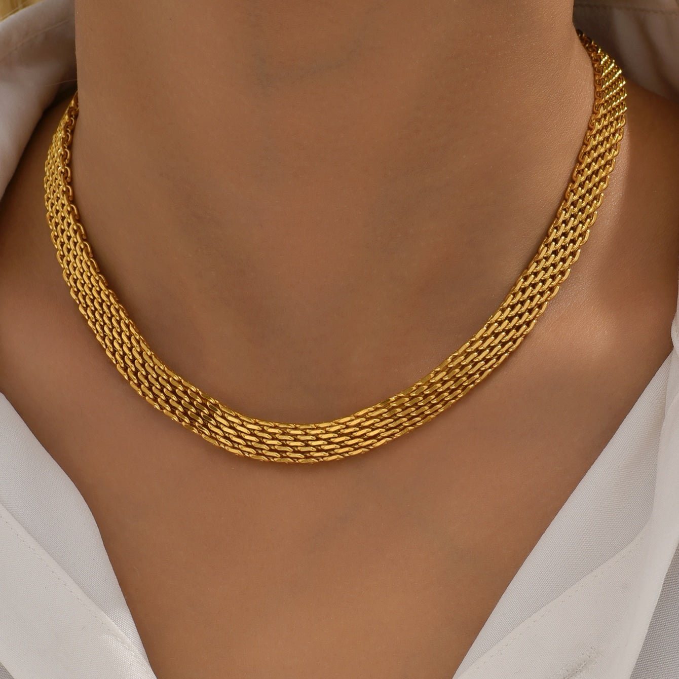 Chocker Grossa de malha rendada