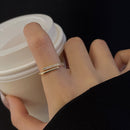 Anel Linha paralelas com zircônias