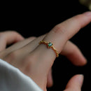 Anel Zircônia Verde Central - Incrustada - Ajustável