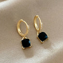 Brincos de argola com zircônias