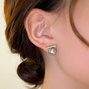 Brincos de Pérola Sintética Minimalista Francês Cinza