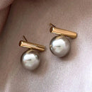 Brincos de Pérola Sintética Minimalista Francês Cinza