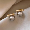 Brincos de Pérola Sintética Minimalista Francês Cinza