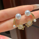 Brincos Tulipa com pérolas sintéticas