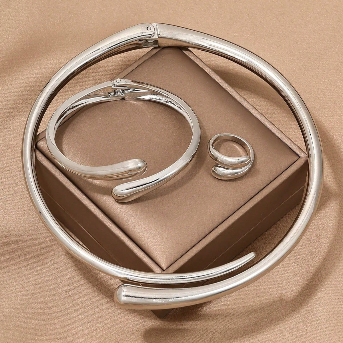 Conjunto-Colar/Pulseira/Anel