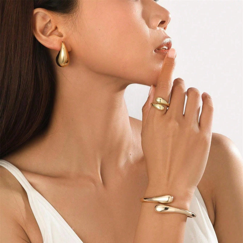 Conjunto Gota em aço inoxidável - Brincos, anel e bracelete