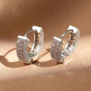 Brincos de argola com micro zircônia