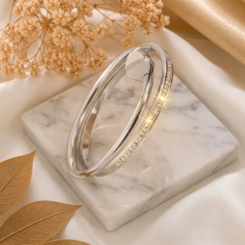 Conjunto de Braceletes Prego