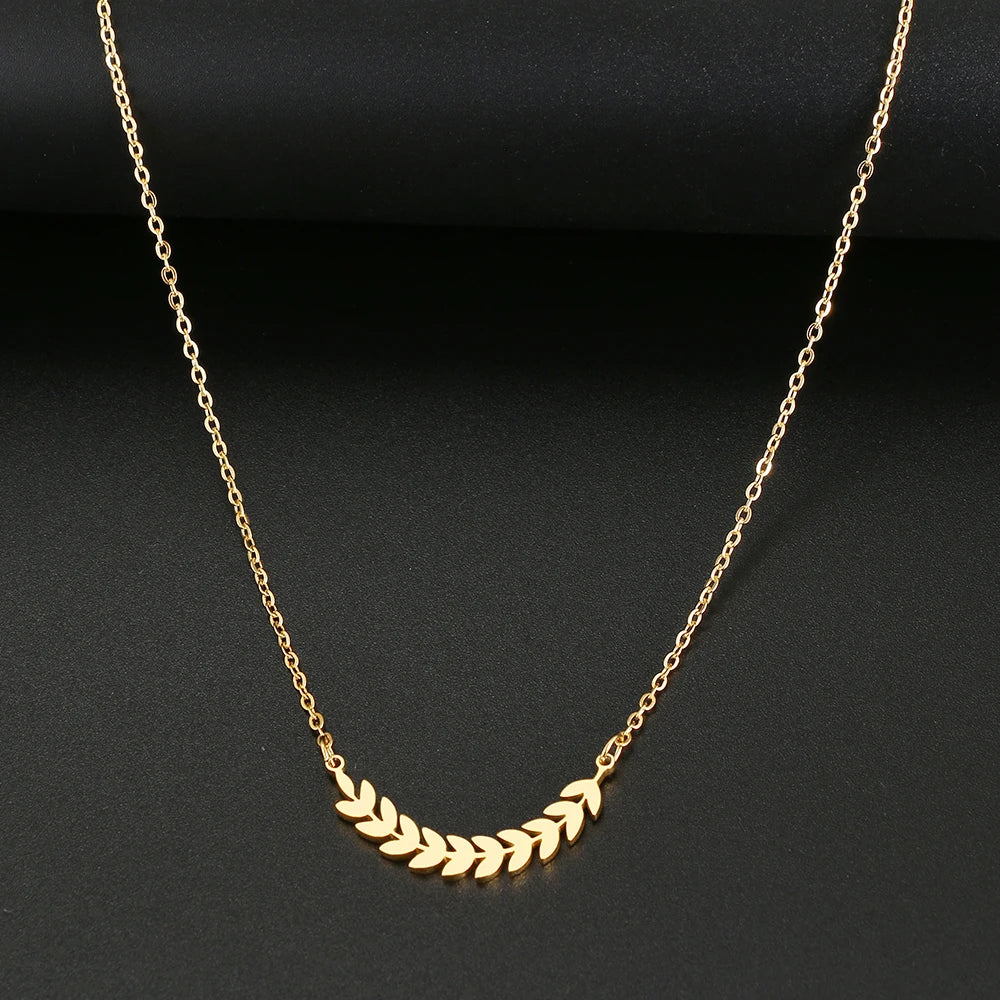 colar com pingente, colar banhado a ouro, corrente de aço inoxidável, colar aço inoxidável, colares em aço inoxidável, colar folhas de aço inoxidável