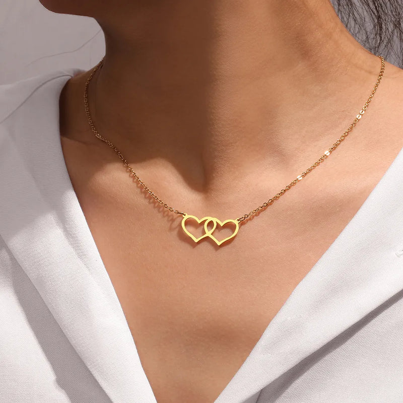 Colar de Aço Inoxidável Corações entrelaçados - Banhado a ouro