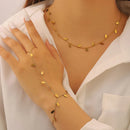 Conjunto de colar e pulseira em aço inoxidável com estampa de folhas, luxuoso e requintado, banhado a ouro, à prova d'água.