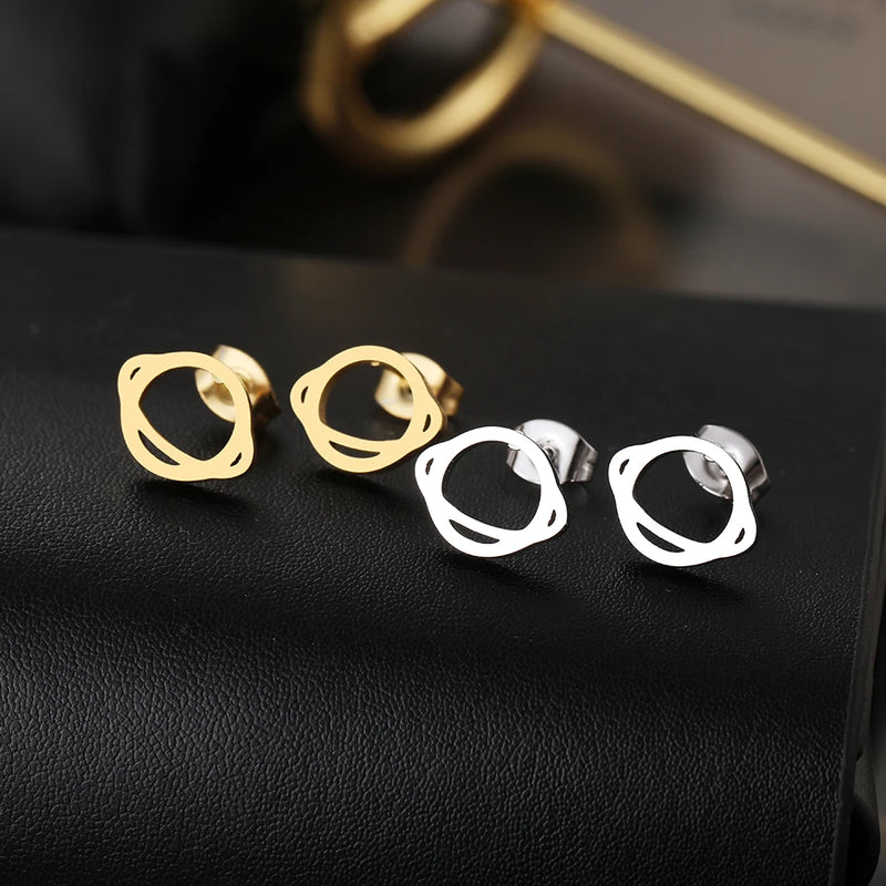 brincos, brincos femininos, brinco de cruz, brinco de cruzinha, brinco dourado, brincos antialérgicos, brinco folheado a ouro, brinco banhado a ouro, brinco de argola,