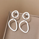 brincos, brincos femininos, brinco de cruz, brinco de cruzinha, brinco dourado, brincos antialérgicos, brinco folheado a ouro, brinco banhado a ouro, brinco de argola,